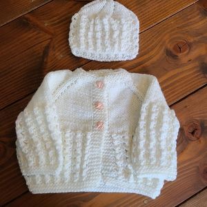Hand Knit 12m Bulky Baby Cardigan w/ 🐘 Buttons